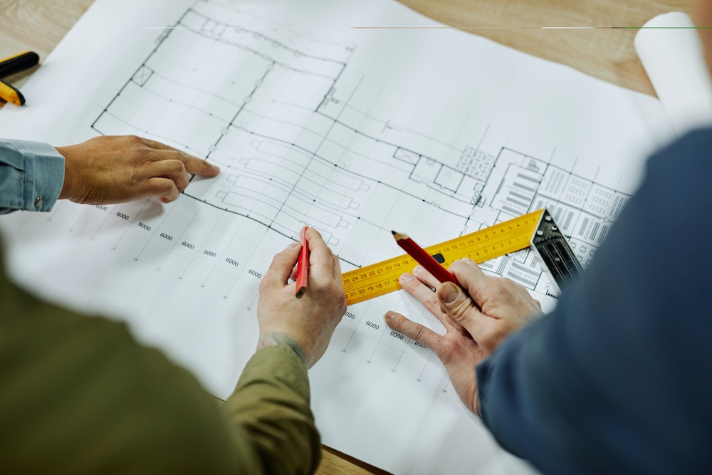 Quelle surface de terrain pour une maison de 260m2 avec piscine ?